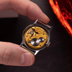 the inside of the watch