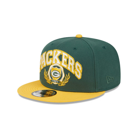NEW ERA 60402241 Men's Green Bay Packers Green Classic Trucker 9FIFTY Snapback  Hat