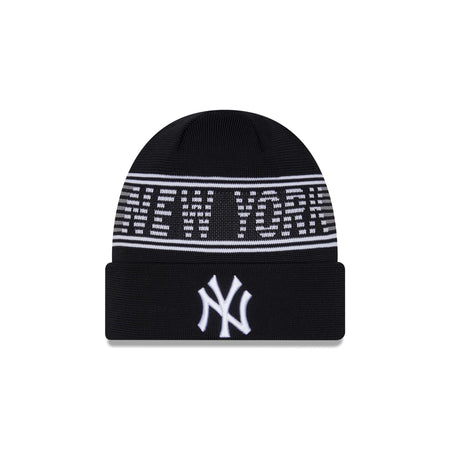 New York Yankees Blackletter Knit – New Era Cap