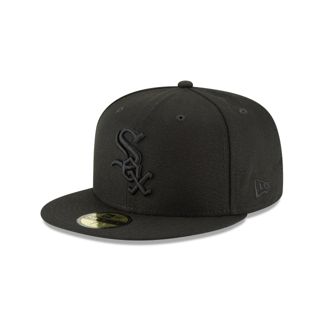 Chicago White Sox Blackout Basic 59FIFTY Fitted Hat