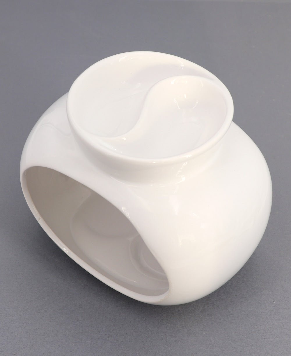 SC Johnson & Son Round White Ceramic Candle Wax Melter Warmer Burner