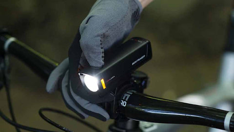 フロントライト Bontrager Ion Pro RT Front Light – バイクプラス