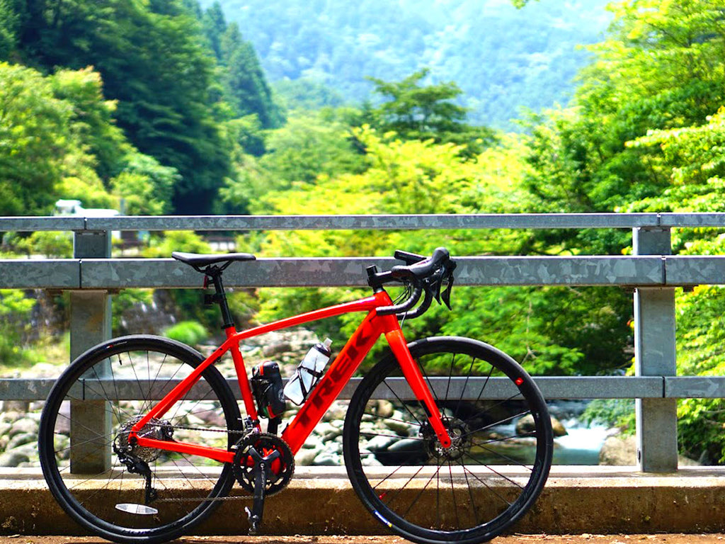 トレックのロードバイクとヤビツ峠