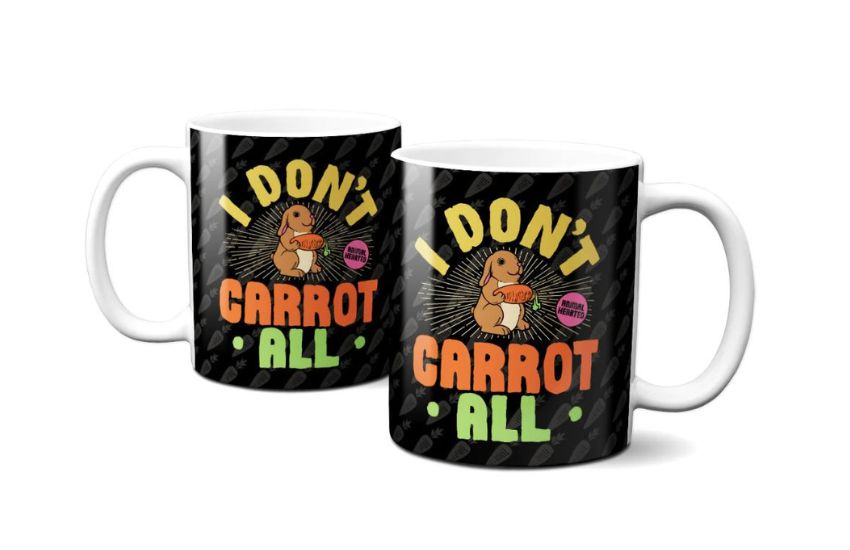 Black mug with "I don't carrot all" print