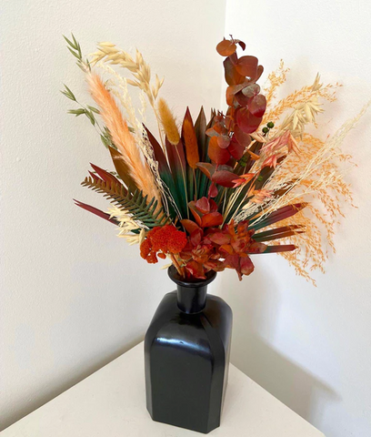 AJA | dried flower arrangement