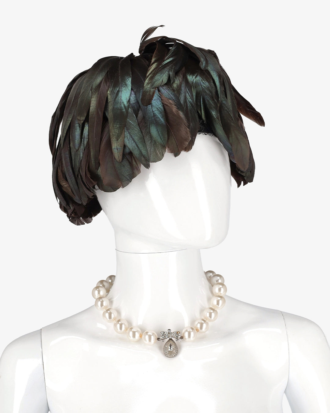 Build authentic Halloween outfits from true vintage pieces: silk, sequins and tailoring for a look you can wear beyond October 31.