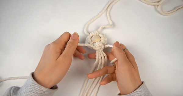 Creating a Macrame Plant Hanger with Beads: Beginner's Guide