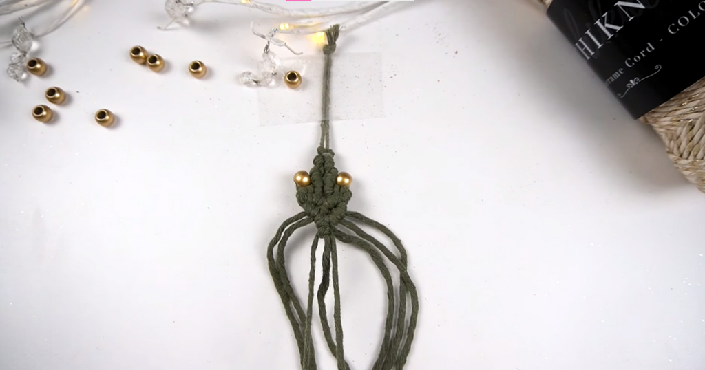 How to Make a Graduation Tassel Christmas Ornament 