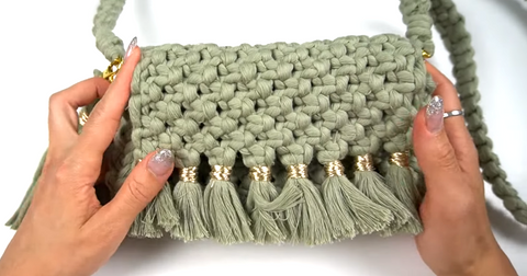 Elmore Ring Bag - Free Tunisian Crochet Pattern on Moogly