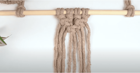 Bochiknot square knot pattern