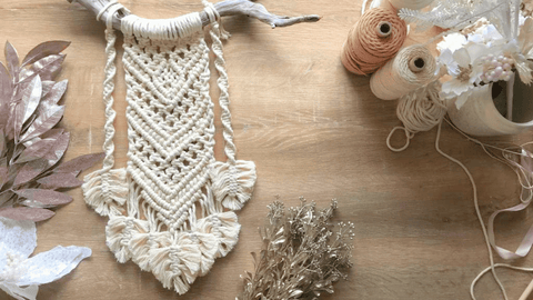Bochiknot macrame wall hanging - 7 Ways to start and end a wall hanging