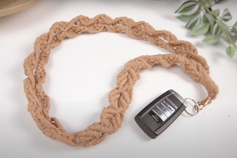 Make a Macrame Keychains Lanyard DIY