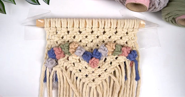 Bochiknot macrame cord how to macrame a heart-shaped wall hanging