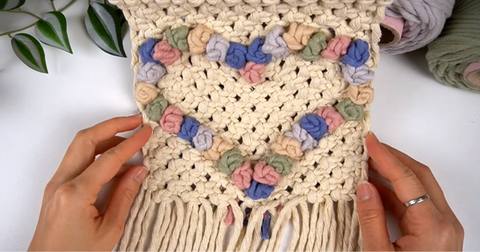 Bochiknot macrame pattern