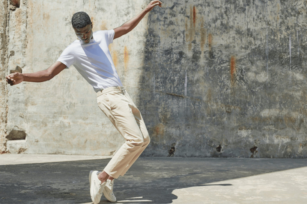 Summer Chinos | Why chino trousers work perfectly in hot weather