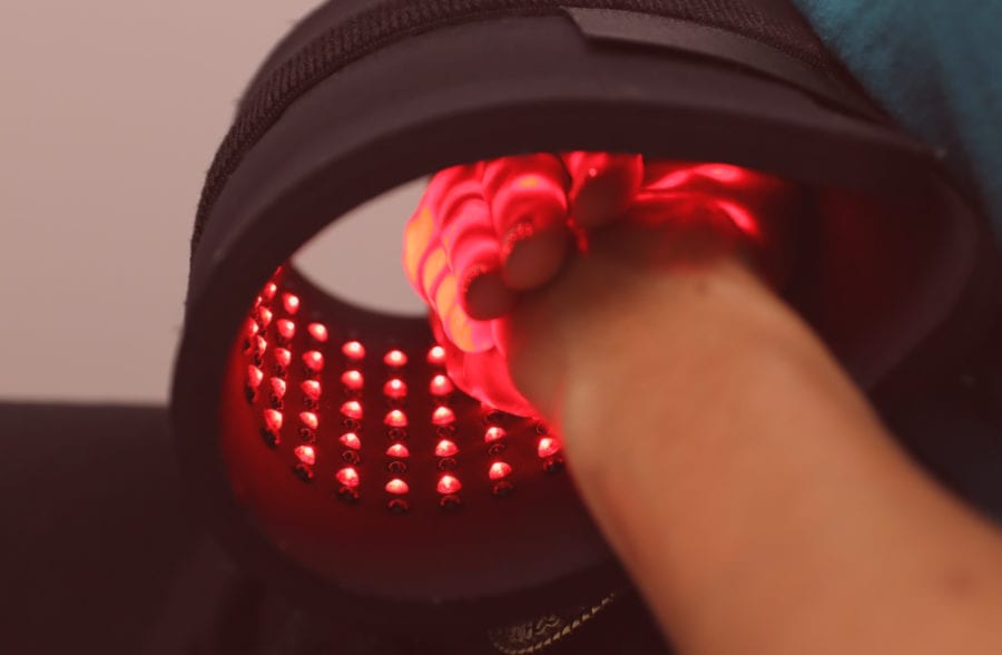 MD Therapy relieves arthritis pain using the Red Light Therapy MD belt