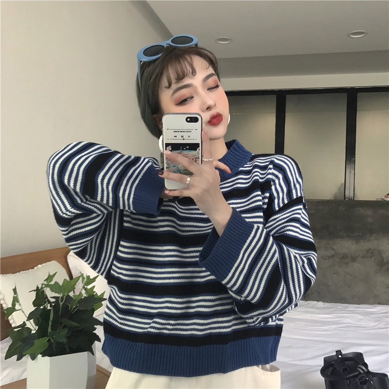 Retro striped short sweater