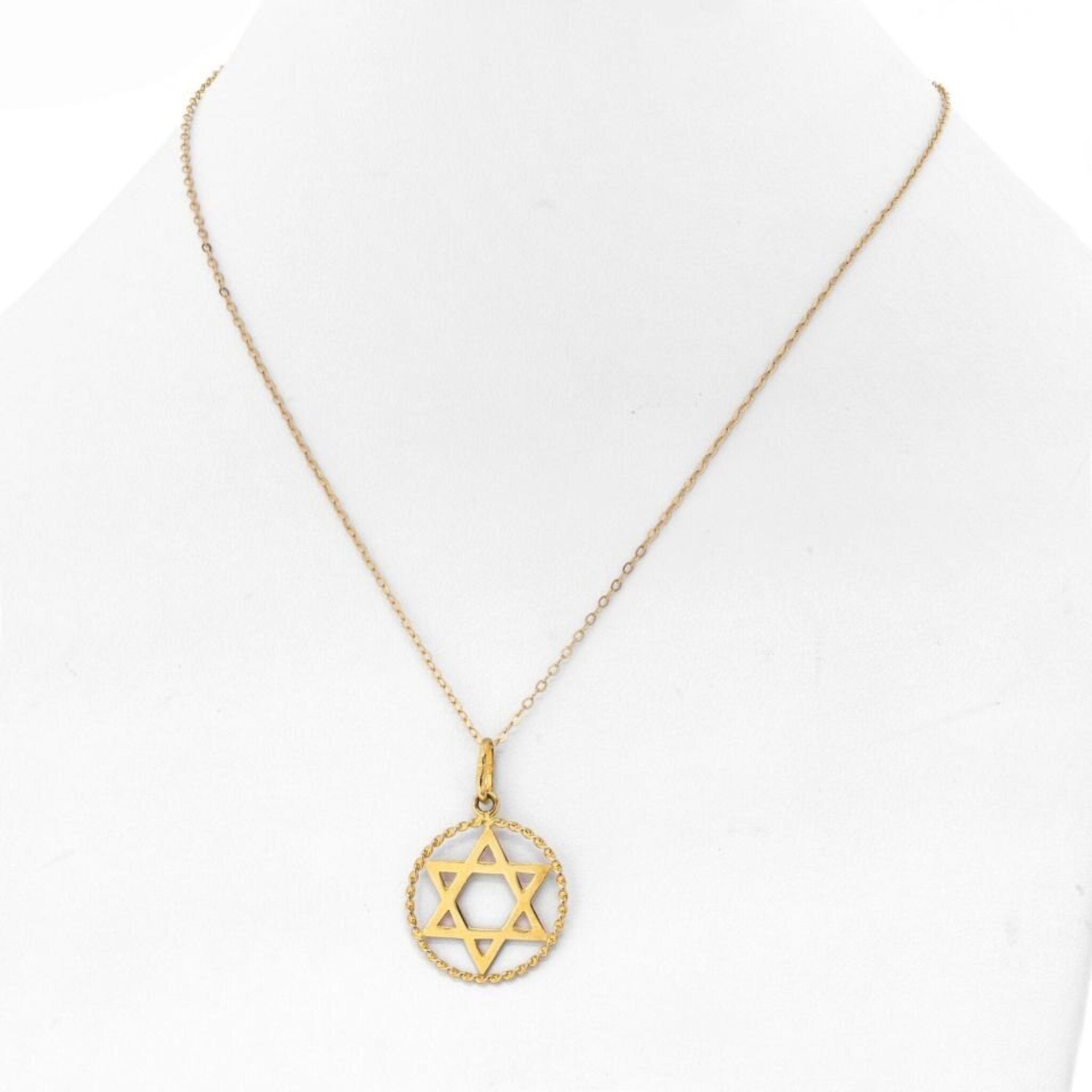 18K Yellow Gold Chai Pendant – Robinson's Jewelers