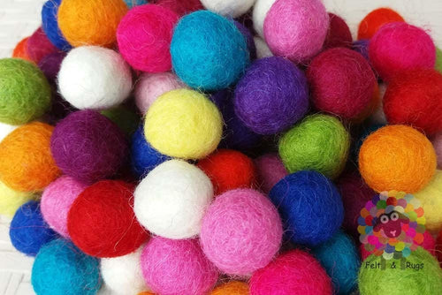 100 PCS Natural Wool Felt Balls Pom Poms for Crafts, Garland