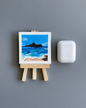 Load image into Gallery viewer, &quot;Oahu&quot; Mini-Painting with Easel
