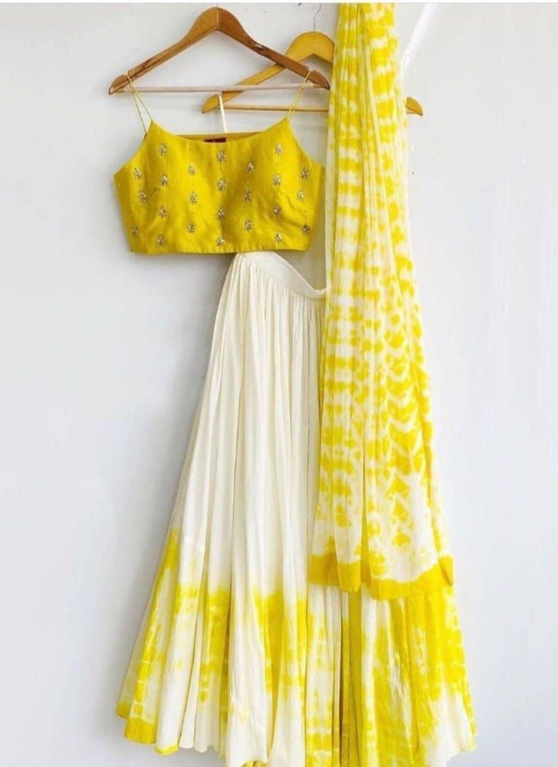 designer yellow lehenga for haldi