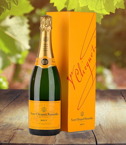 https://cdn.shopify.com/s/files/1/0601/8888/5242/products/VeuveClicquot-1612262031899__43442_512x590.jpg?v=1633723855