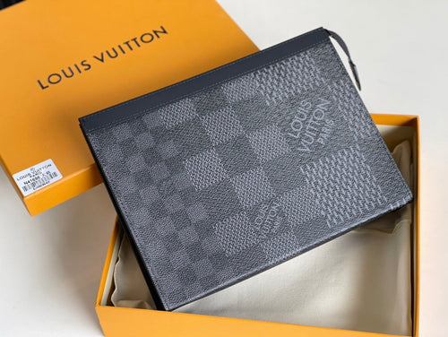 Louis Vuitton® Horizon 50  Louis vuitton, Louis vuitton store