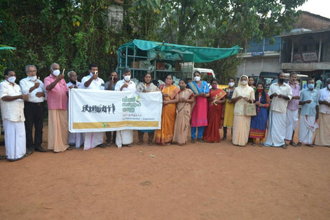 FTAK members light candles in honour of those that lost their lives in the farmers protests.