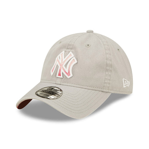 New Era 9Twenty MLB New York Yankees Mother's Day Adjustable Dad Hat