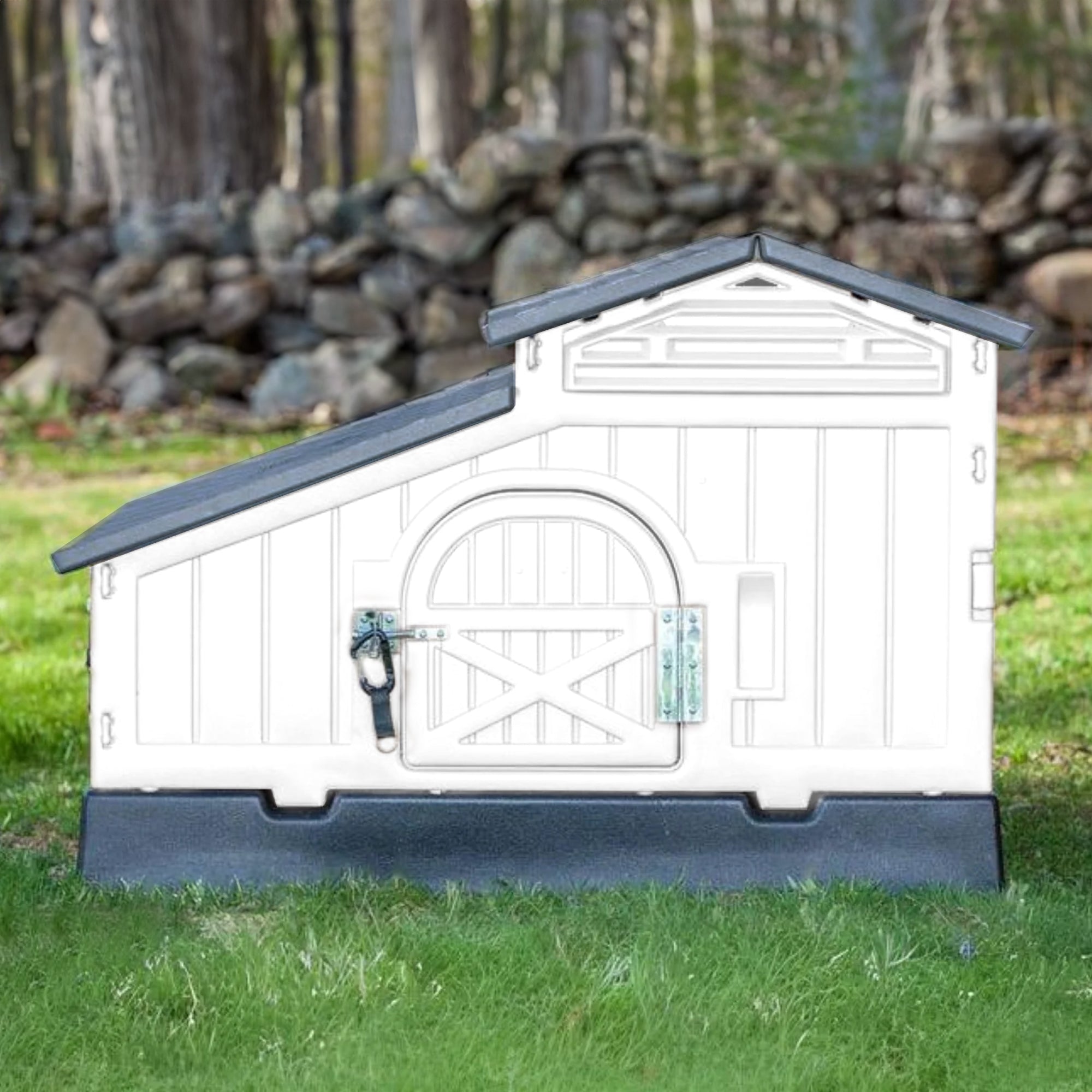 Snap Lock Formex Chicken Coop, Standard White (Up to 4 Chickens)