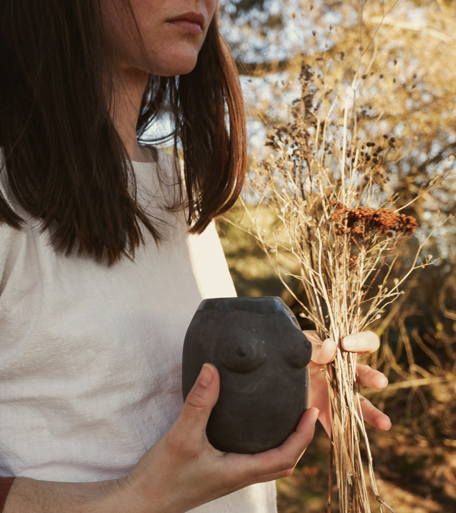 Black Queen sculptural vase