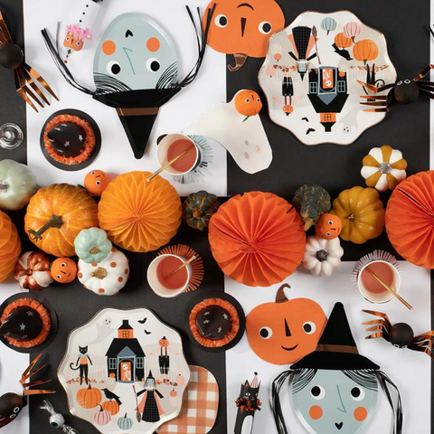 Halloween tableware