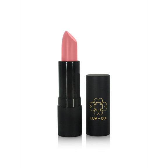 moisturizing lipstick