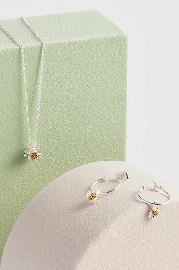 Breaking The Rules: How To Mix Gold and Silver Jewelry