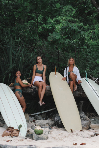 Emma and her amazing surfer friends in Bali
