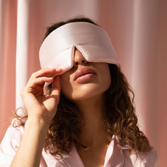 Drowsy sleep mask avoids discomfort