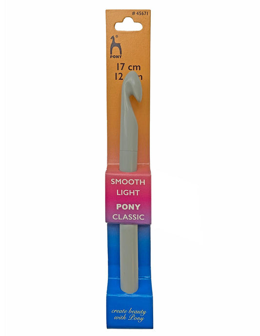 Pony 8mm plastic crochet hook (45667) – Jolly Good Yarn