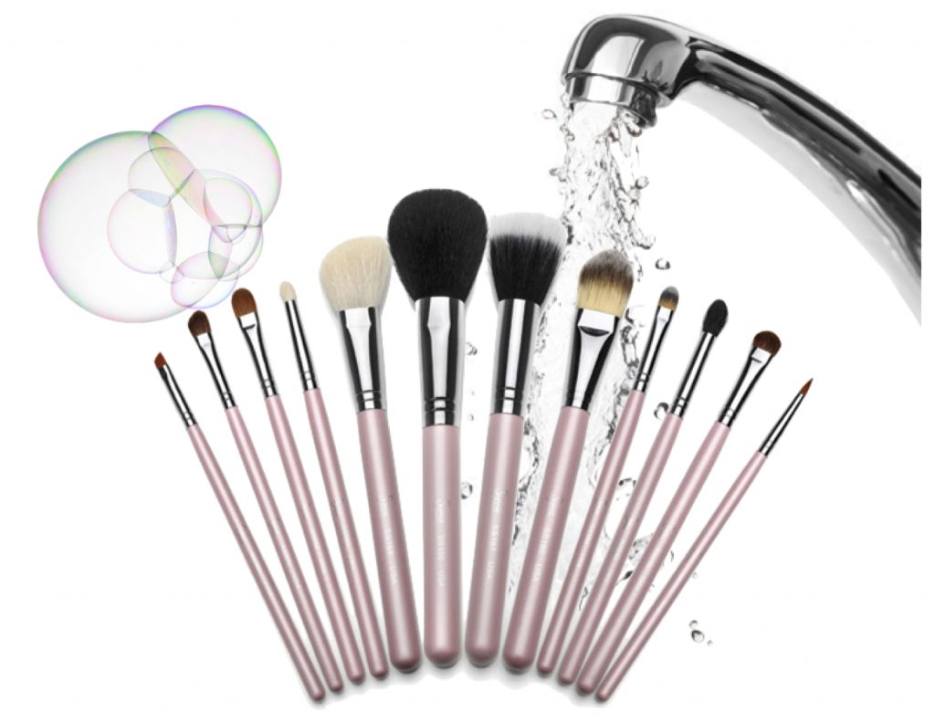 The Lilumia Brush Washer Is a New, Easy Way to Clean Your Makeup Brushes