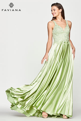 Faviana Style S10642 - light green flowy gown with lace bodice