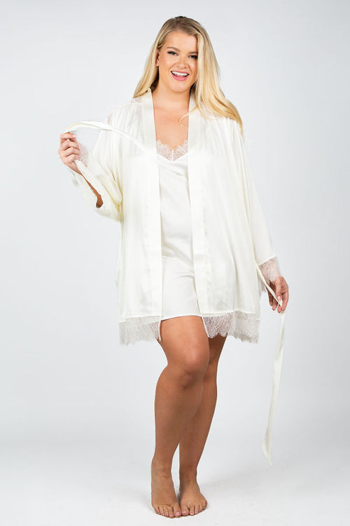 SATIN & LACE SHORT ROBE