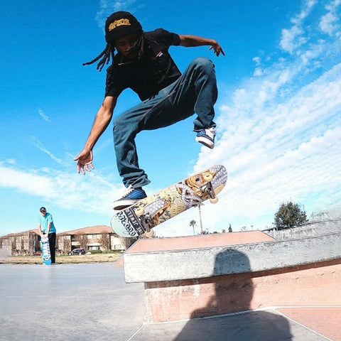 Dontae skateboard Tustin skatepark