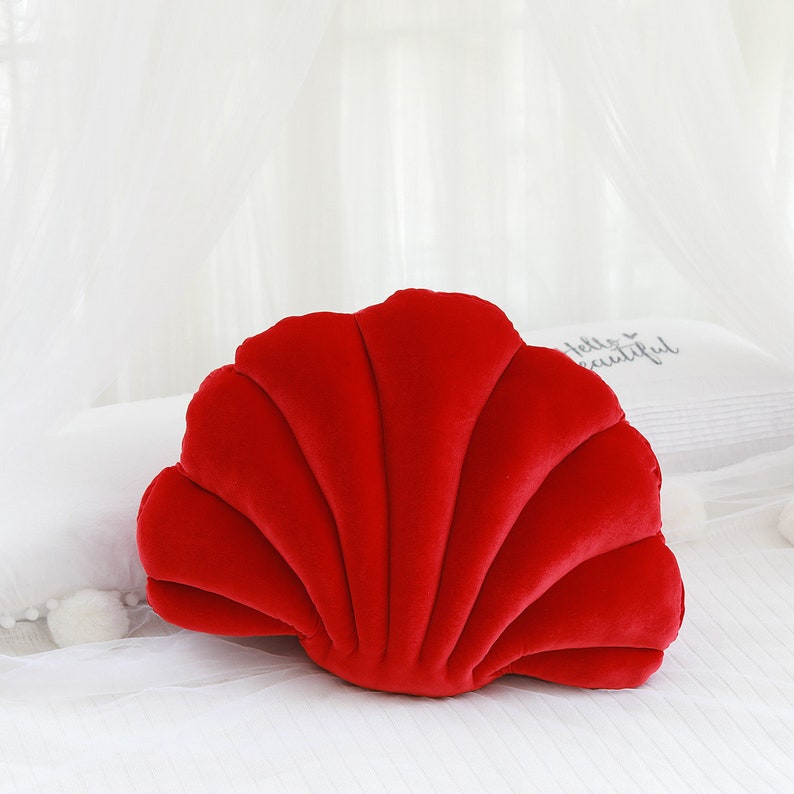 Shell Pillow, Seashell Pillow, Shell Cushion, Decorative Pillow, Velvet SeaShell Pillow, Nautical Pillows, Sea shell Shaped cushion