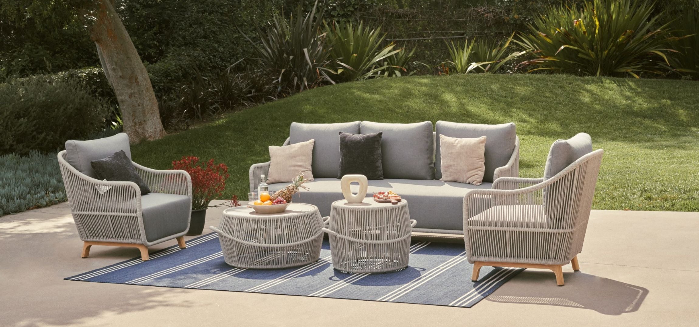 How To Protect Wooden Outdoor Furniture