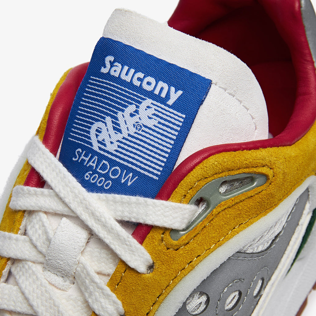 Saucony x ALIFE 4