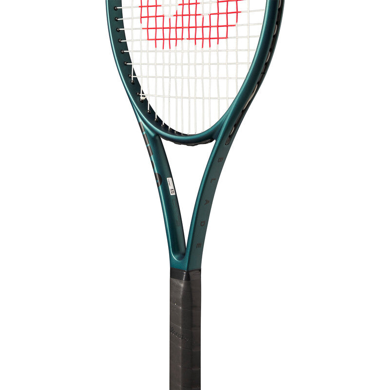 Wilson Blade 100 V8.0 Tennis Racquet