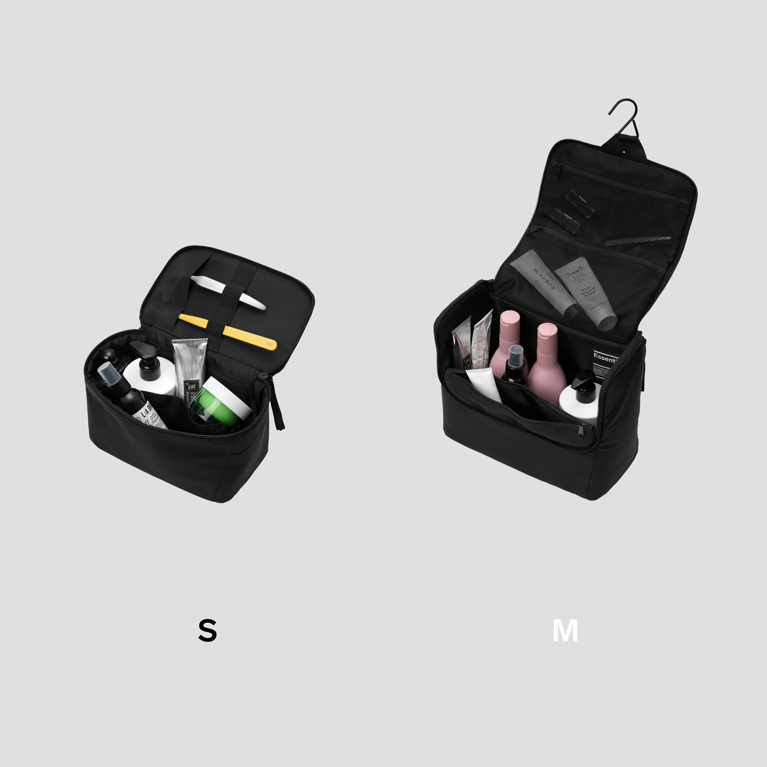 La trousse de toilette Essential S Black Out