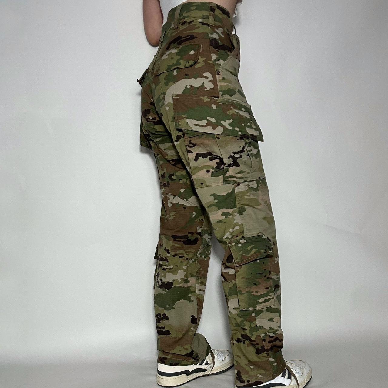 Vintage 90s unisex camo baggy cargo carpenter trousers | Shapiro