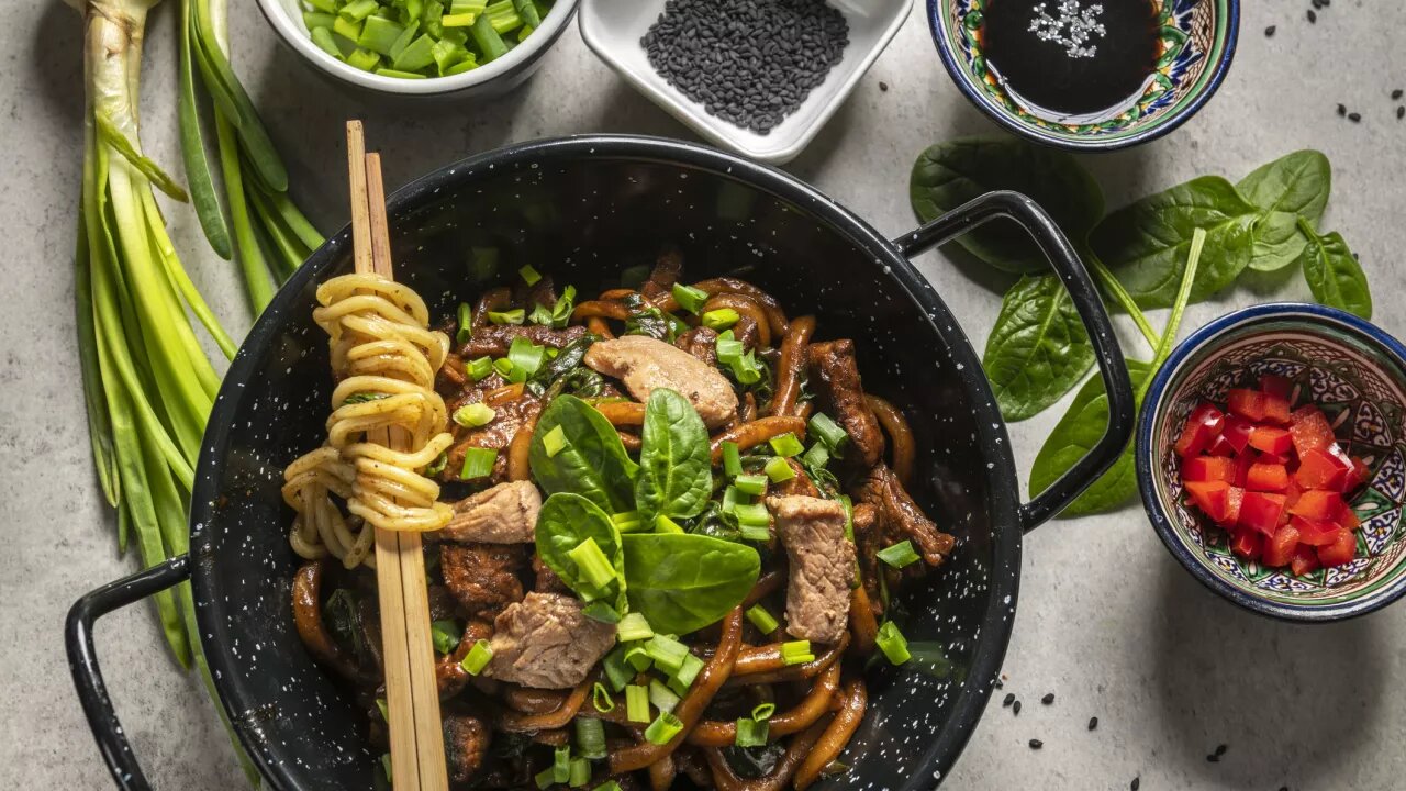 Cuisine chinoise : Choisir, utiliser et entretenir son wok