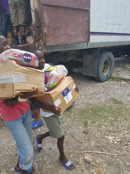 Aide à la population de Sikrye à Saint-Louis du Sud après le passage du cyclone Matthew-05