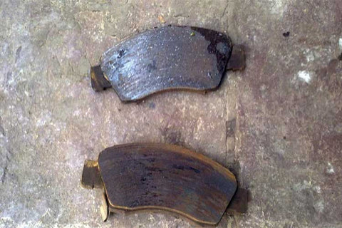 Worn-Brake-Pads